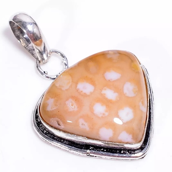 Fossil Coral Pendant - Picture 2 of 2